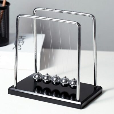 Véritable Pendule de Newton - Objet Scientifique - Science Labs