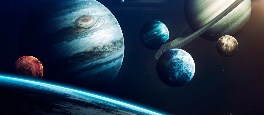Planètes Univers