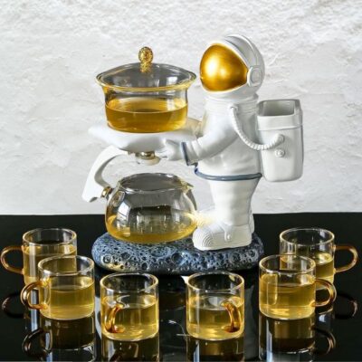 Théière Aimantée Astronaute - Art de la table Scientifique